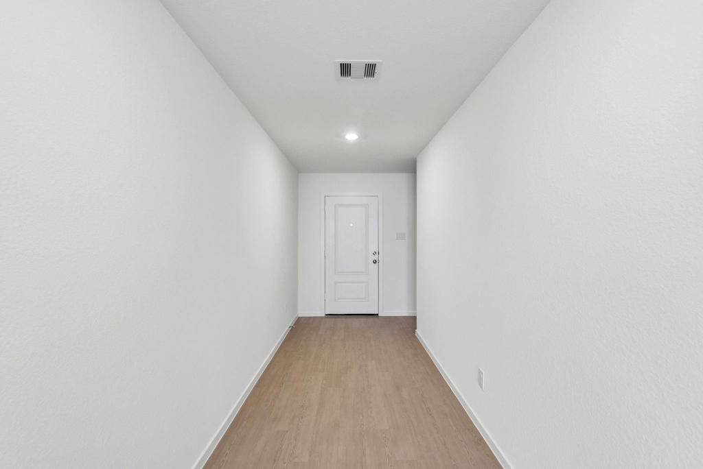 629 Craven Street - Photo 5
