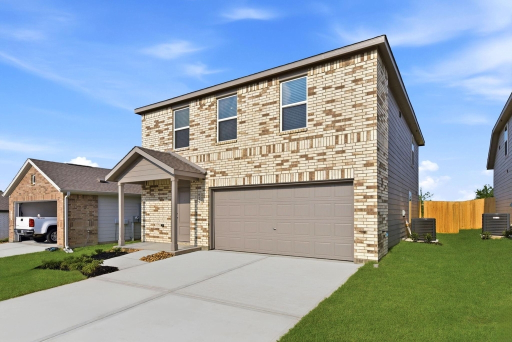 629 Craven Street - Photo 1