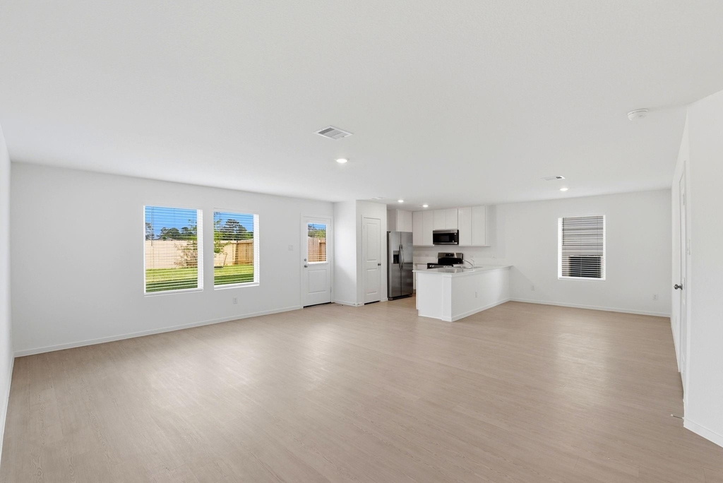 629 Craven Street - Photo 7