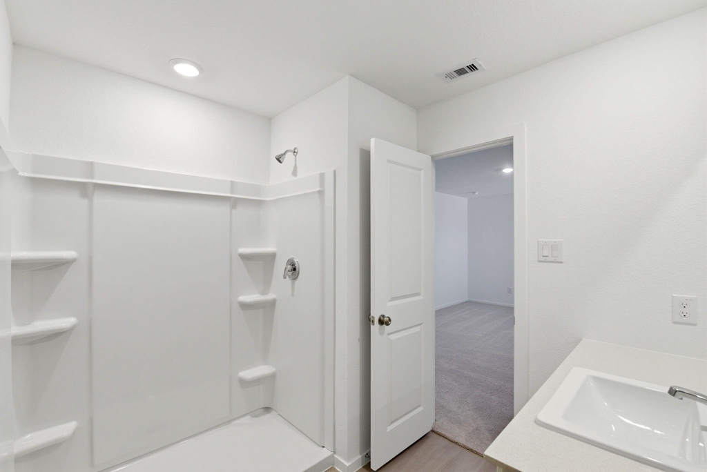 629 Craven Street - Photo 25