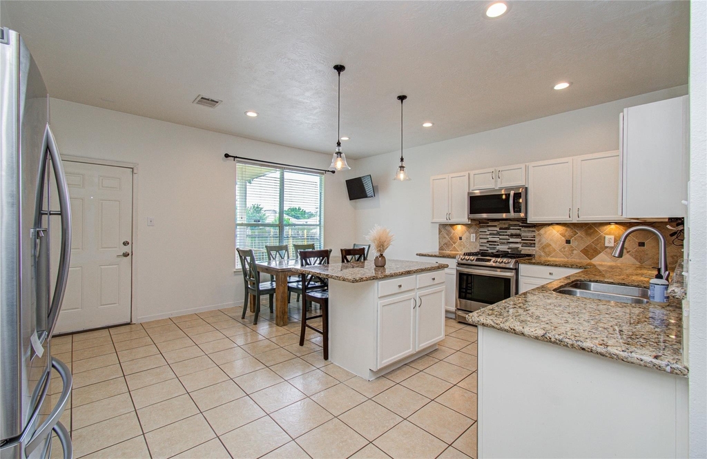 24135 Pinecreek Point - Photo 8
