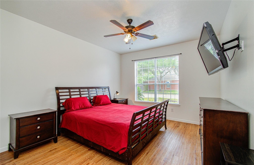 24135 Pinecreek Point - Photo 23