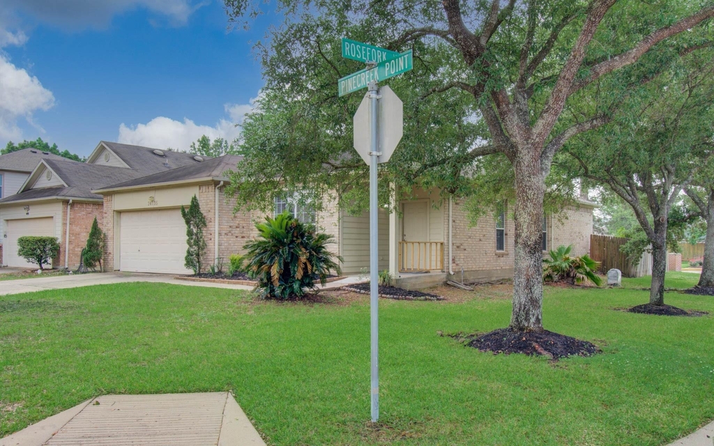 24135 Pinecreek Point - Photo 1