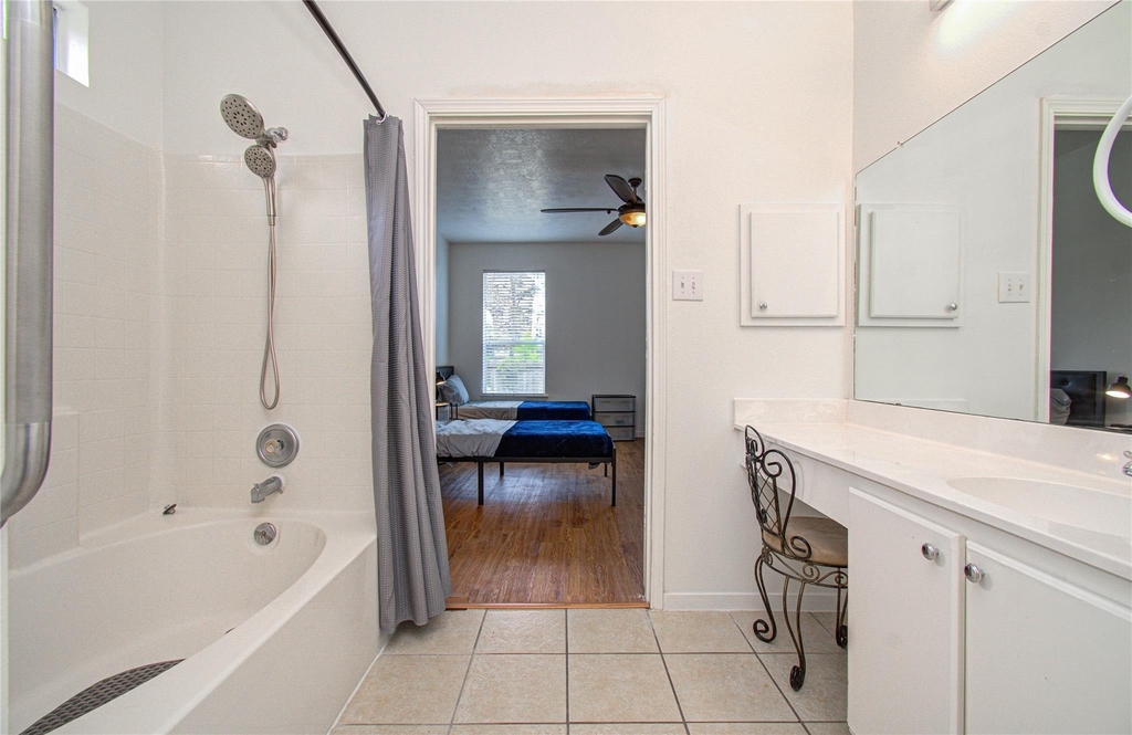 24135 Pinecreek Point - Photo 19