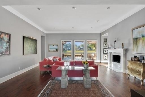 1443 Sugar Creek Boulevard - Photo 7
