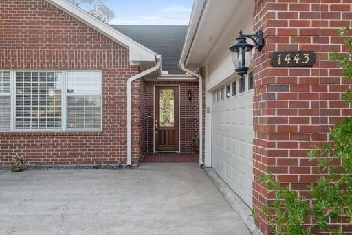 1443 Sugar Creek Boulevard - Photo 3