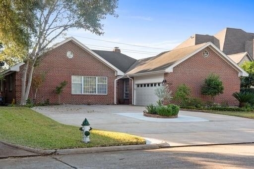 1443 Sugar Creek Boulevard - Photo 1
