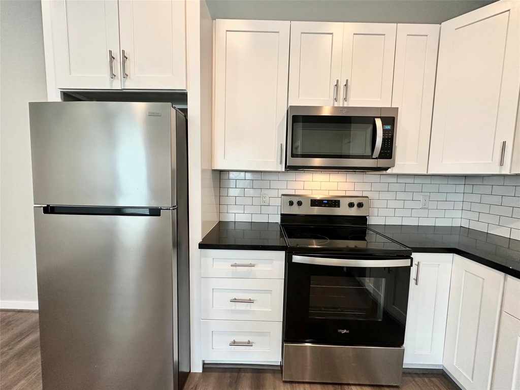 225 N Everton Street - Photo 4