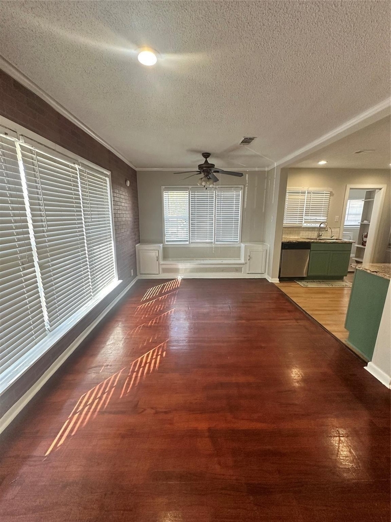 3571 Daphne Street - Photo 4