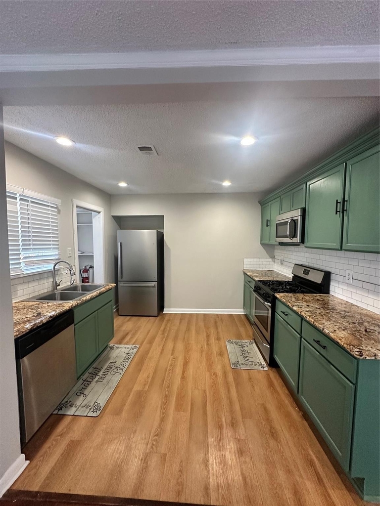 3571 Daphne Street - Photo 2