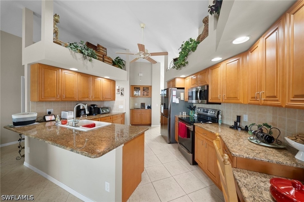 22361 Fountain Lakes Boulevard - Photo 11