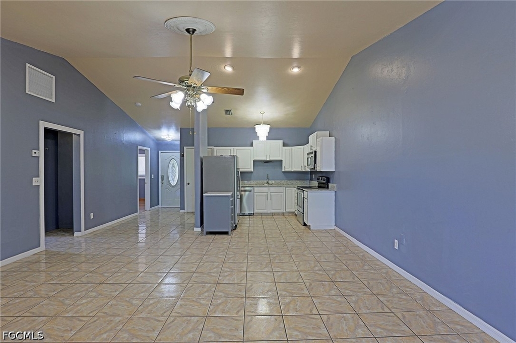 3818 Sw 7th Place - Photo 6