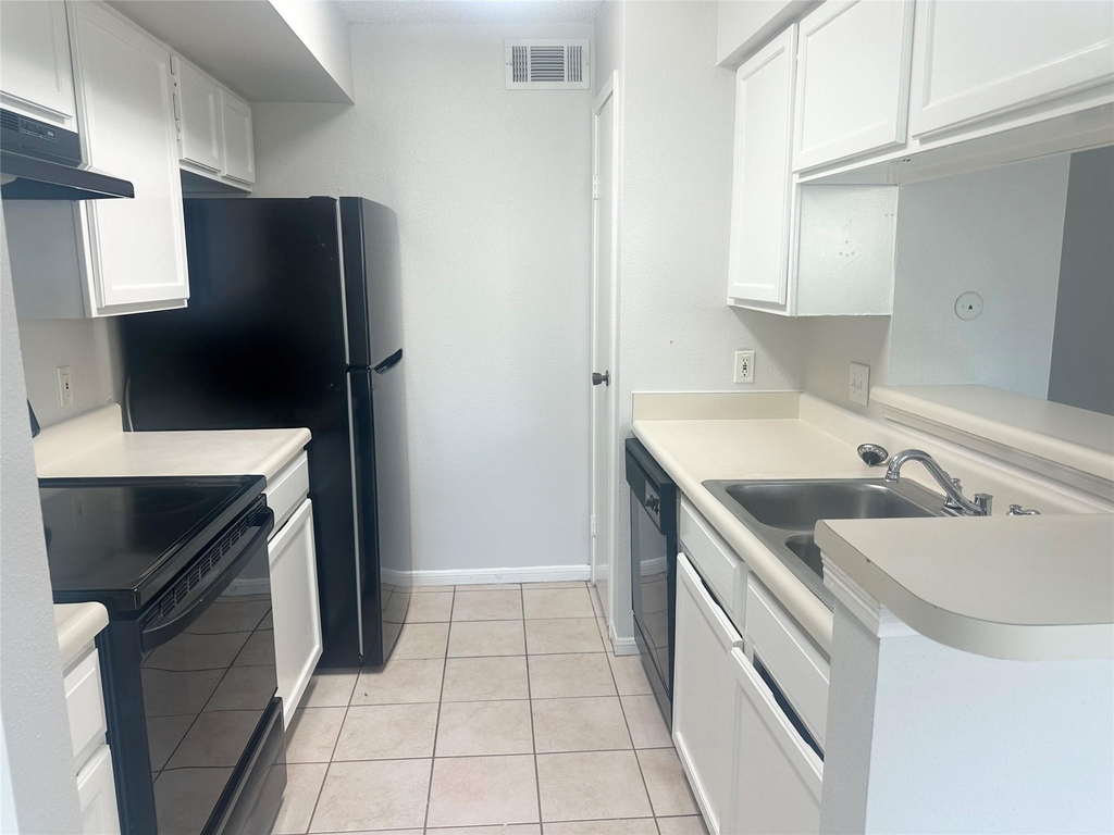 2120 El Paseo Street - Photo 9