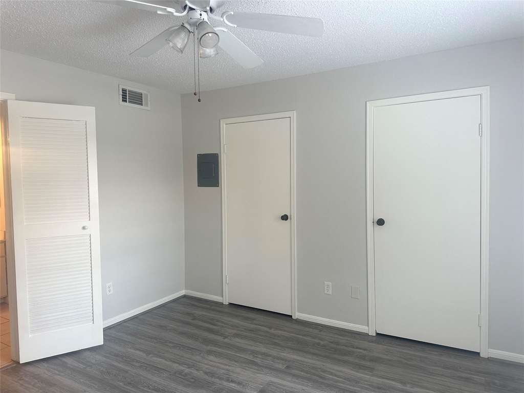 2120 El Paseo Street - Photo 14