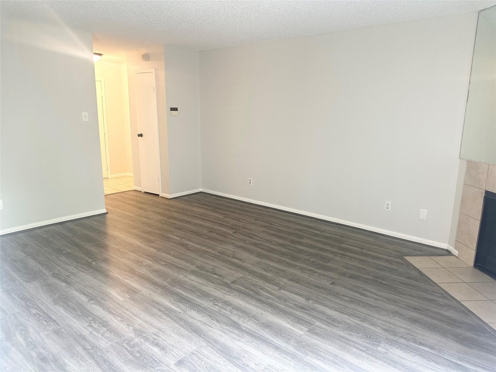 2120 El Paseo Street - Photo 7