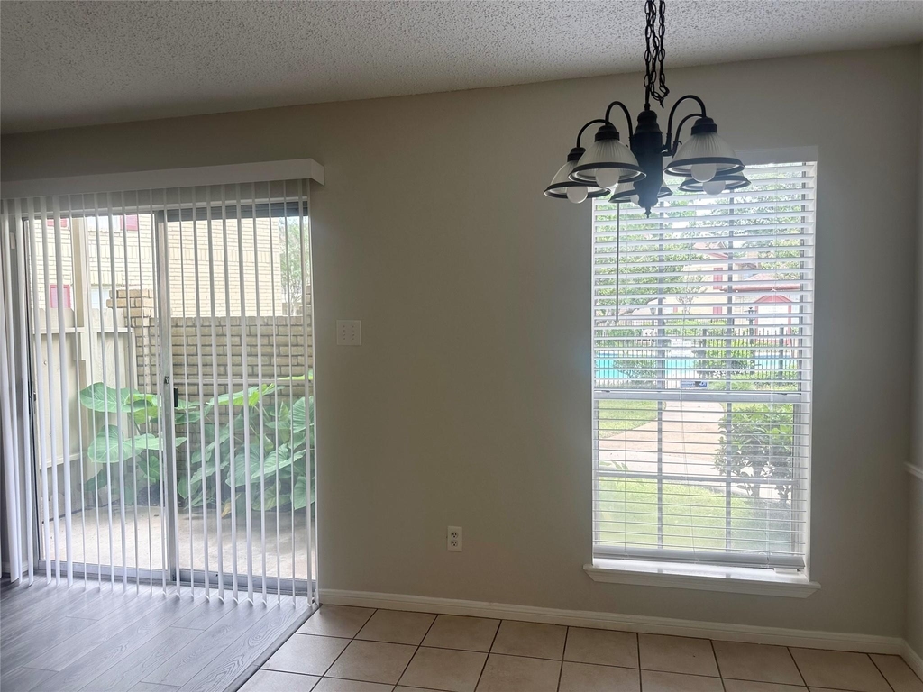 2120 El Paseo Street - Photo 8