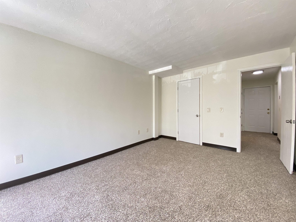 379 Huse - Photo 22