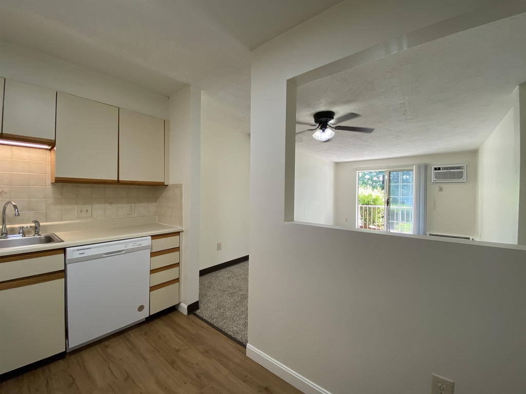 379 Huse - Photo 12