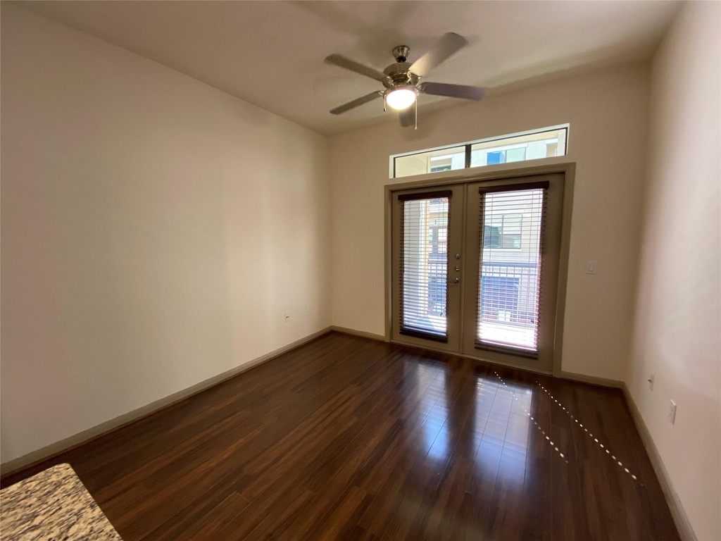 2700 Brazos Street - Photo 3