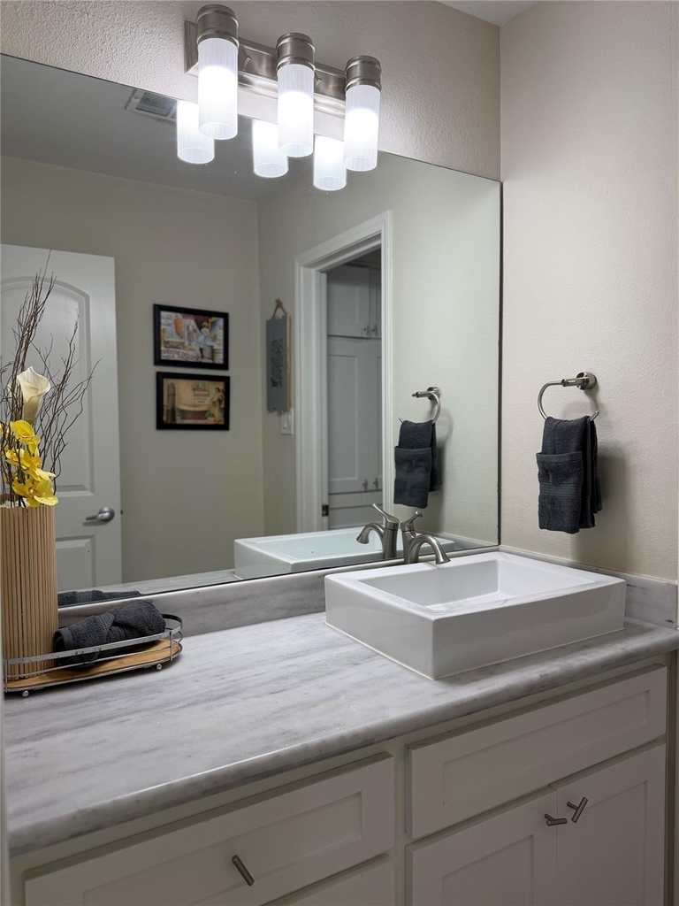 5534 Loch Lomond Drive - Photo 22