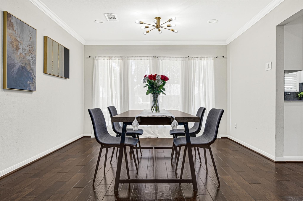 5534 Loch Lomond Drive - Photo 11