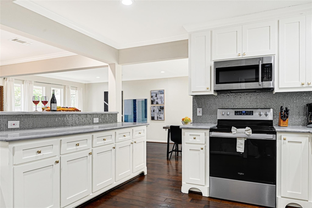 5534 Loch Lomond Drive - Photo 16