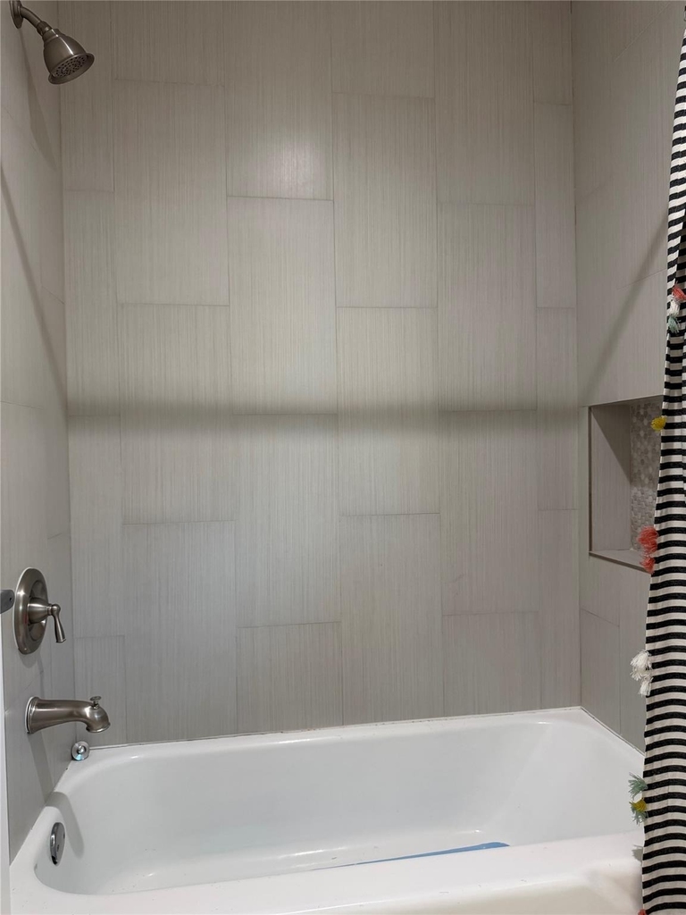 5534 Loch Lomond Drive - Photo 31