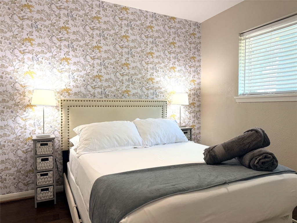 5534 Loch Lomond Drive - Photo 13
