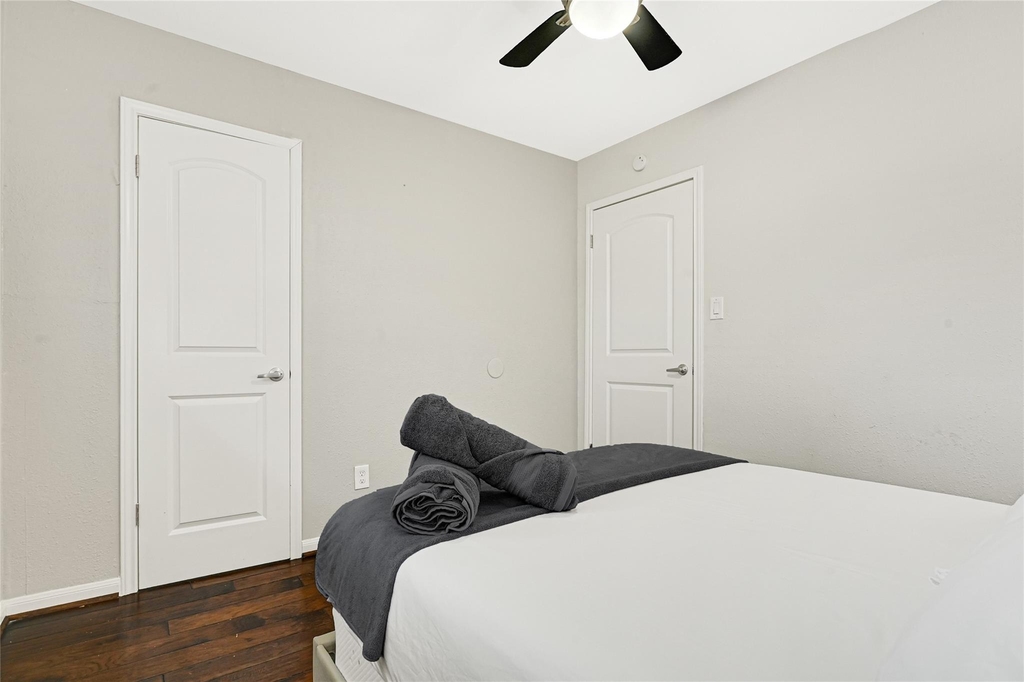 5534 Loch Lomond Drive - Photo 29