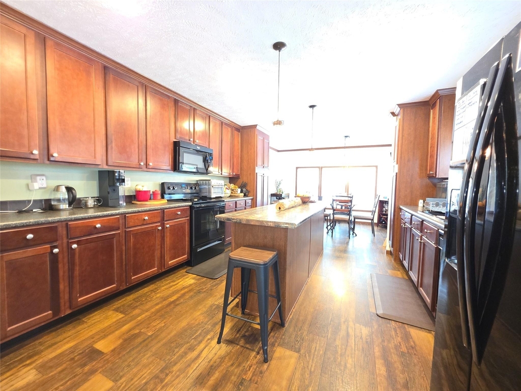 21683 White Oak Drive - Photo 3