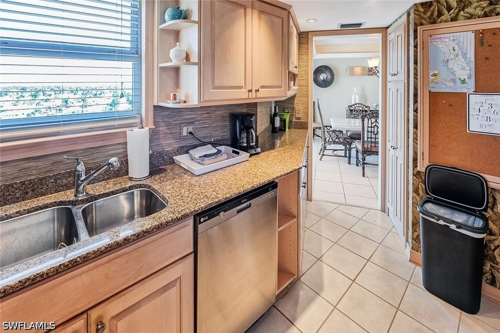 10701 Gulf Shore Drive - Photo 11