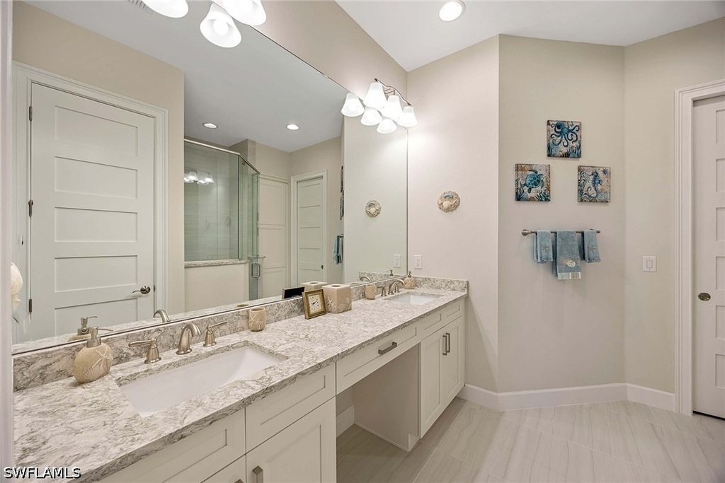 5626 Elbow Avenue - Photo 18