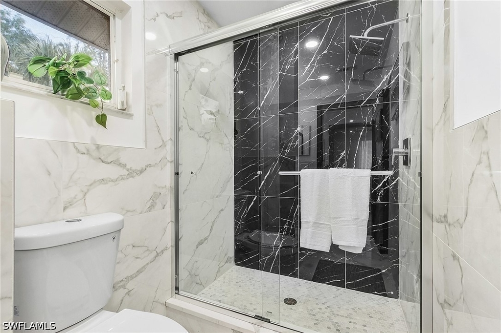 620 Luisa Court - Photo 18