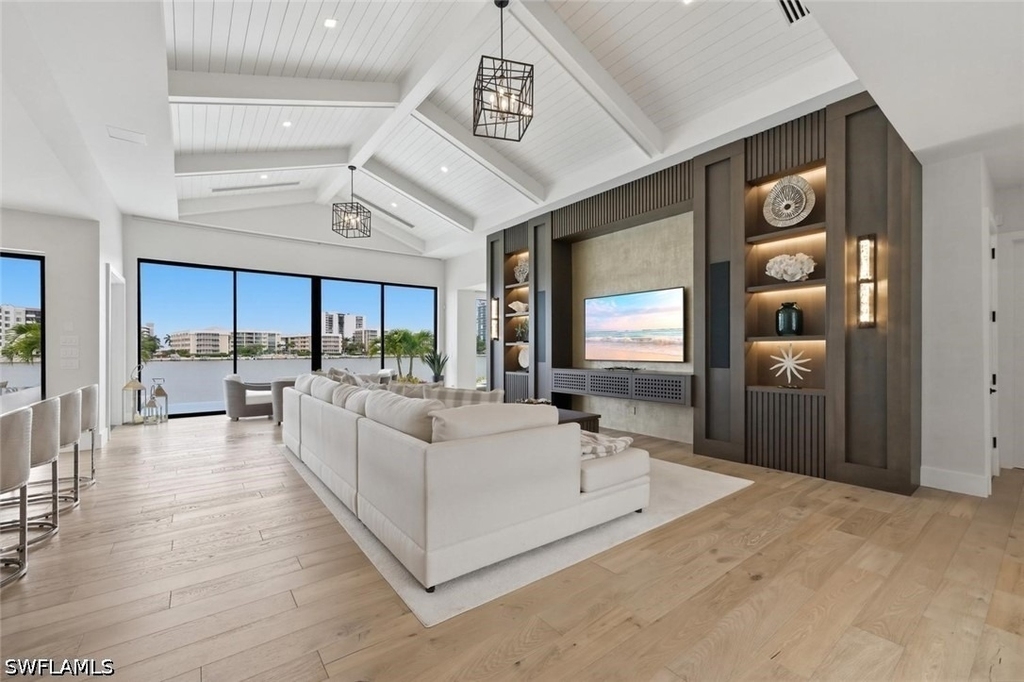 200 Bahia Point - Photo 3