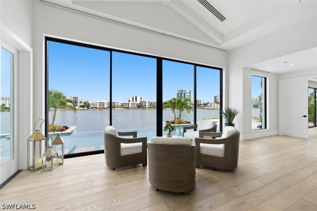 200 Bahia Point - Photo 5