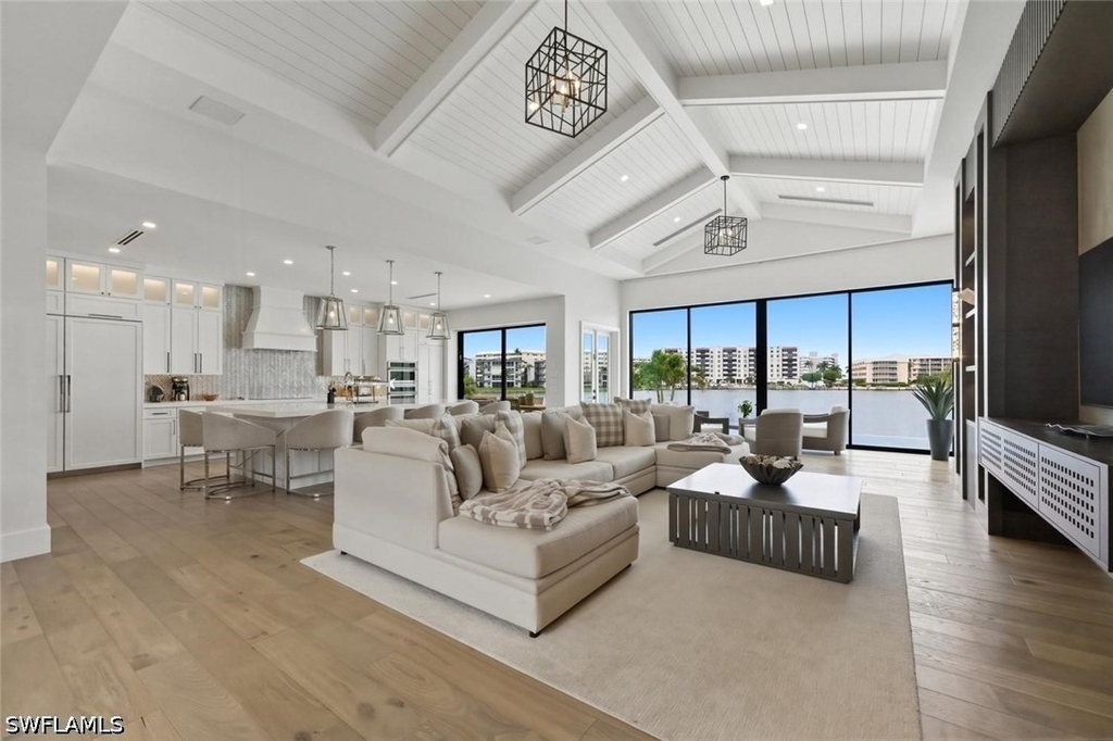 200 Bahia Point - Photo 4