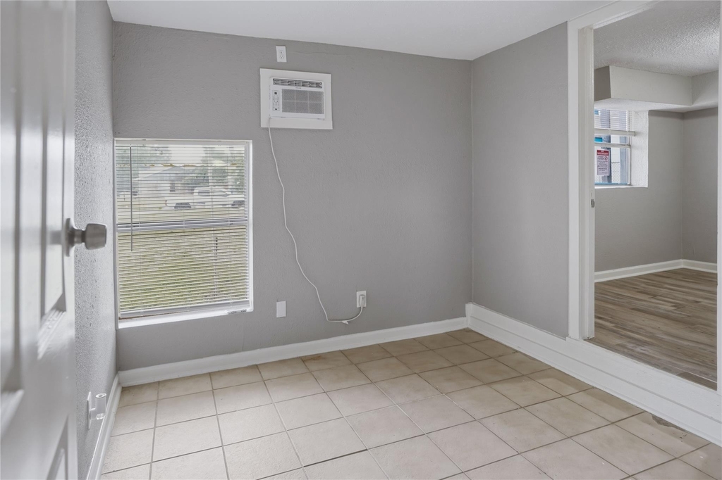 6700 Avenue S Unit D - Photo 6