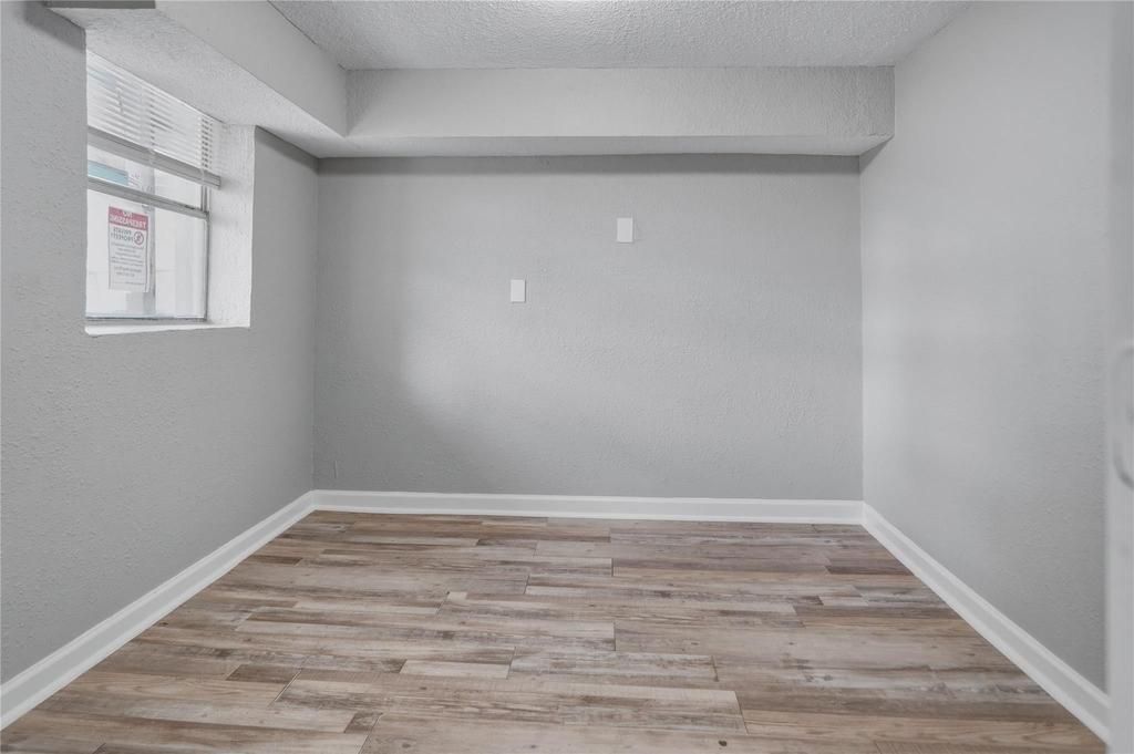 6700 Avenue S Unit D - Photo 8