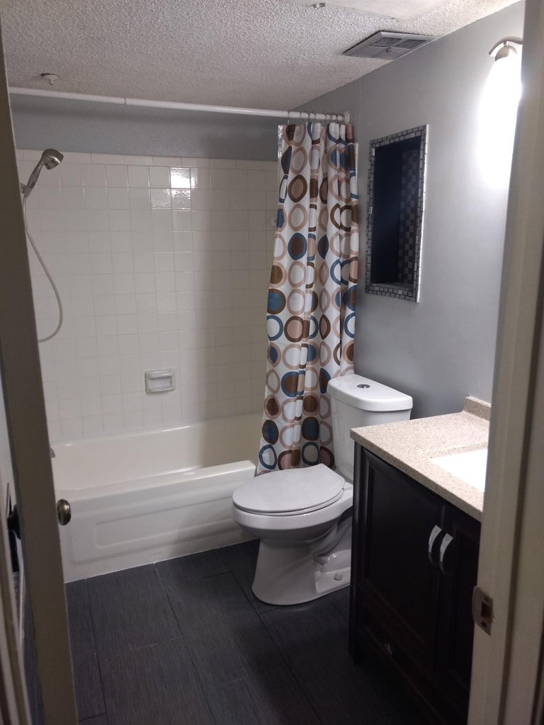 1505 Ward Road - Photo 6