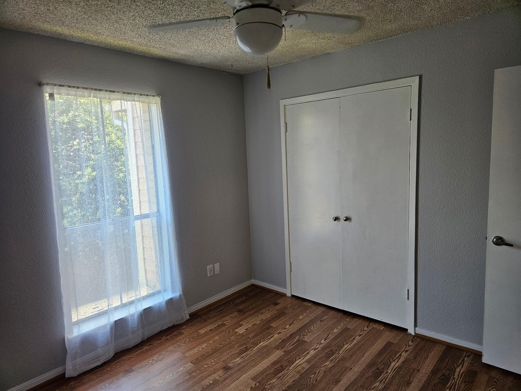 1505 Ward Road - Photo 13
