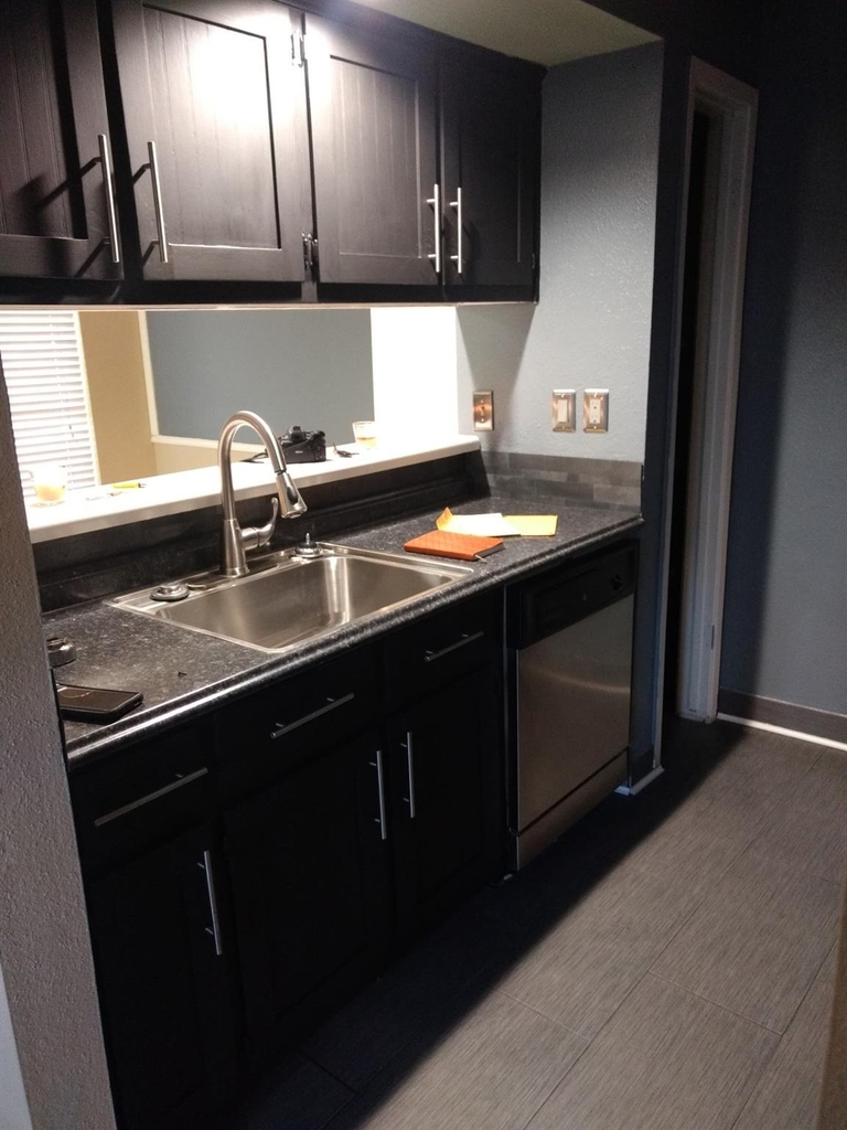 1505 Ward Road - Photo 4