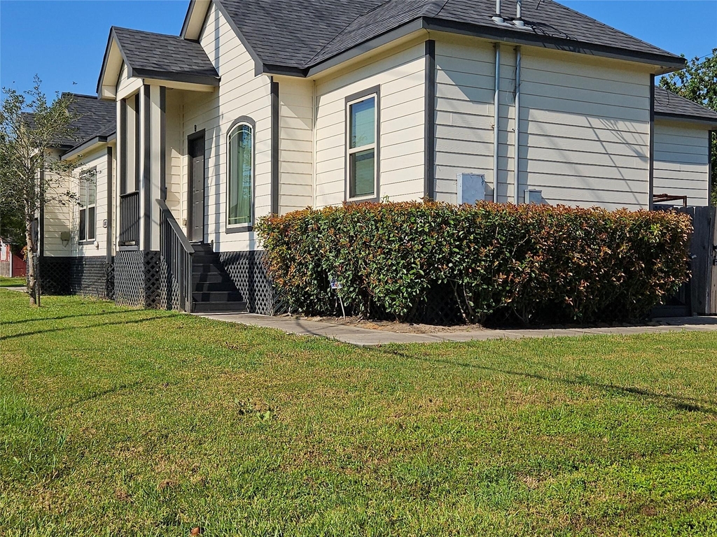 4801 Wenda Street - Photo 1