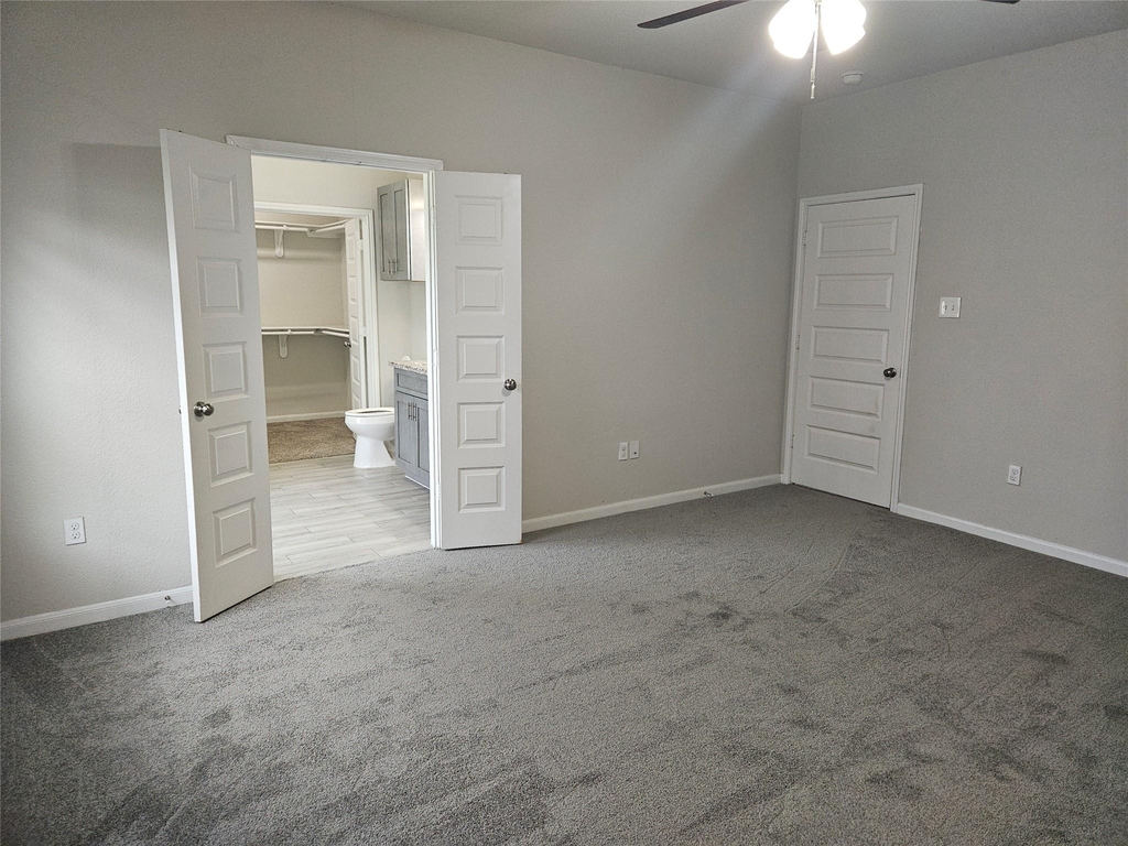 4801 Wenda Street - Photo 9