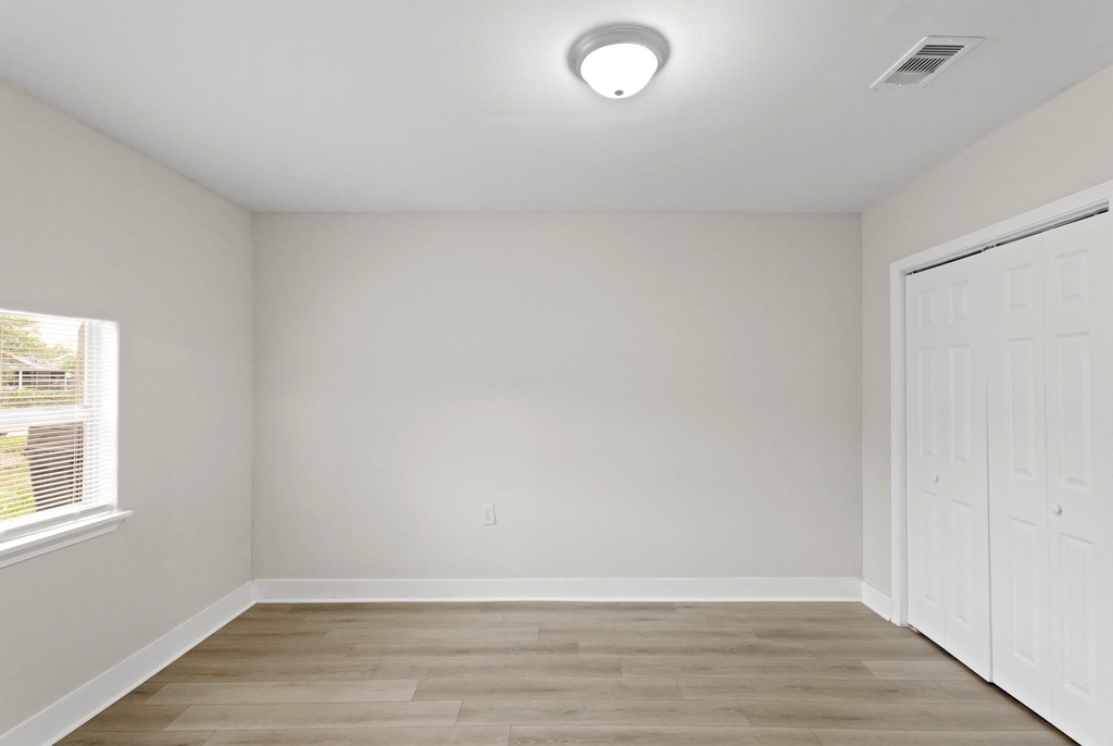 9133 Woodlyn Road - Photo 14
