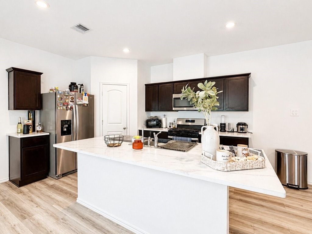 12207 Trickey Road - Photo 7