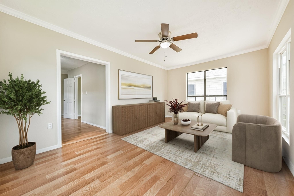 7615 Avenue E - Photo 5