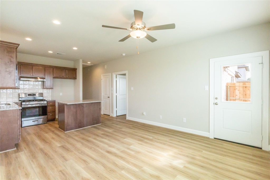 1016 Tillman Lane - Photo 4