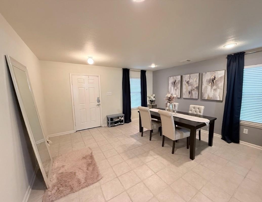 4215 Oakview Creek Lane - Photo 2