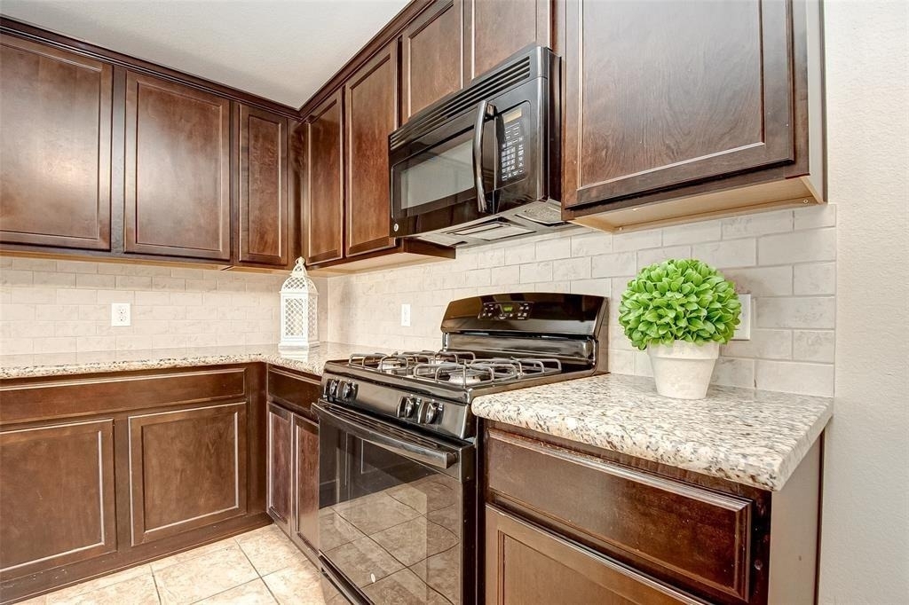 9202 Adobe Sky Court - Photo 7