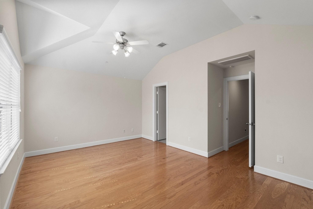 2710 Hullsmith Drive - Photo 15